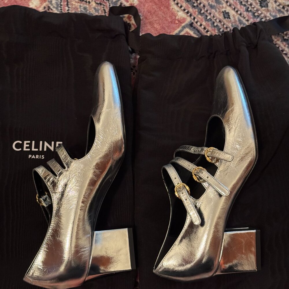 OLD CELINE Phoebe Philo FW17 Silver Metallic Triple Strap Mary Jane Pumps Mirror